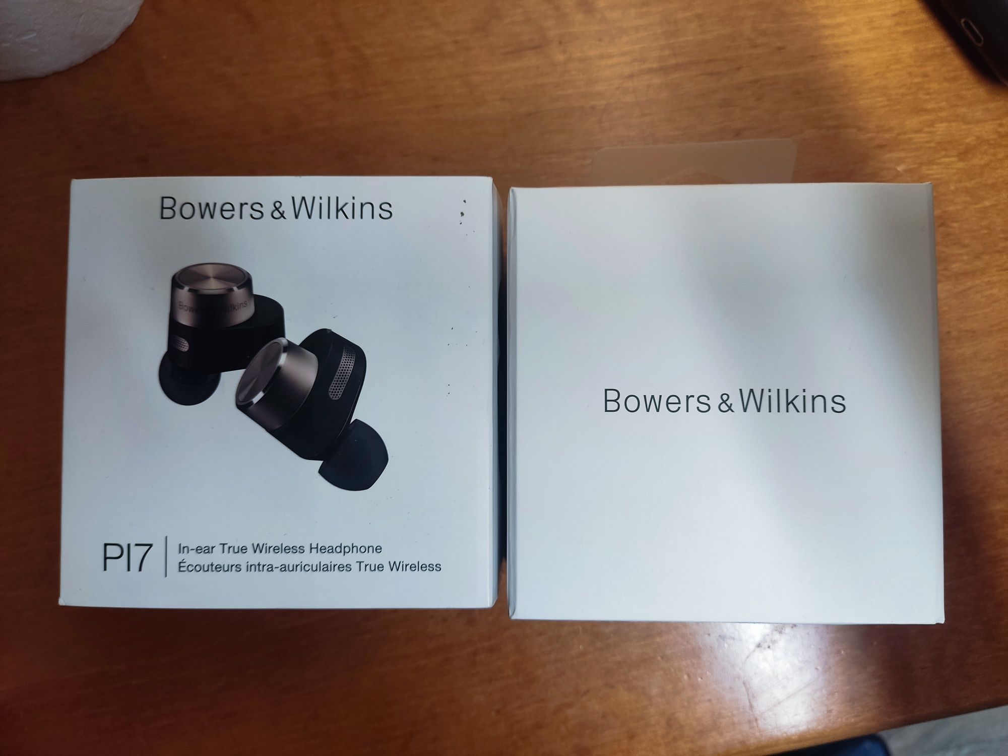 Bowers & Wilkins pi7
