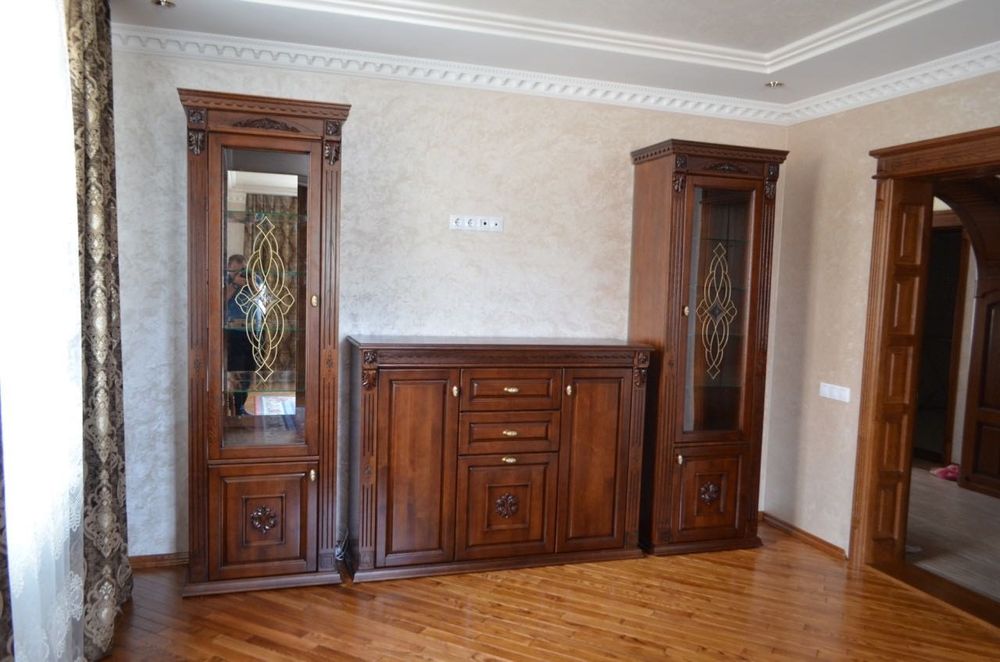 Вітальня з масиву ясена