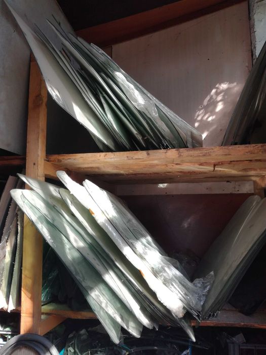 Автоскло Opel Combo/VW Caddy/T4/T5/Vito 638/Renault Kangoo