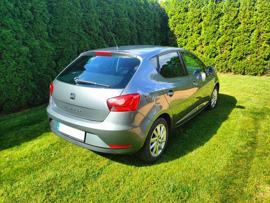 Seat Ibiza 1.4 Climatronic, Navi, opony letnie i zimowe, 2013r.