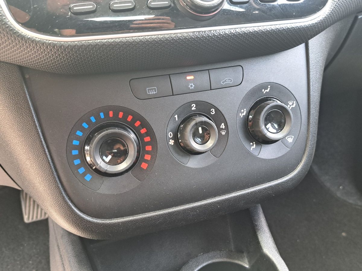 Fiat Punto 1.3 gasóleo de 2015