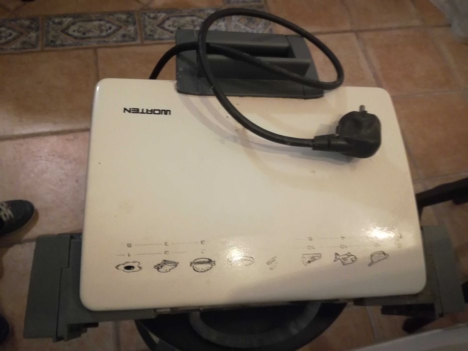 Tostadeira grelhador grande da Worten