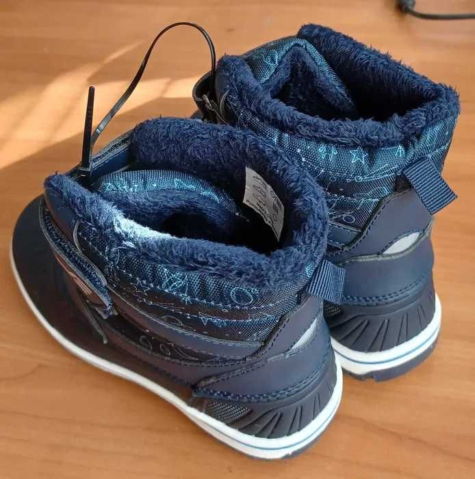 Nowe chłopięce zimowe śniegowce buty Young Style rozmiar 31