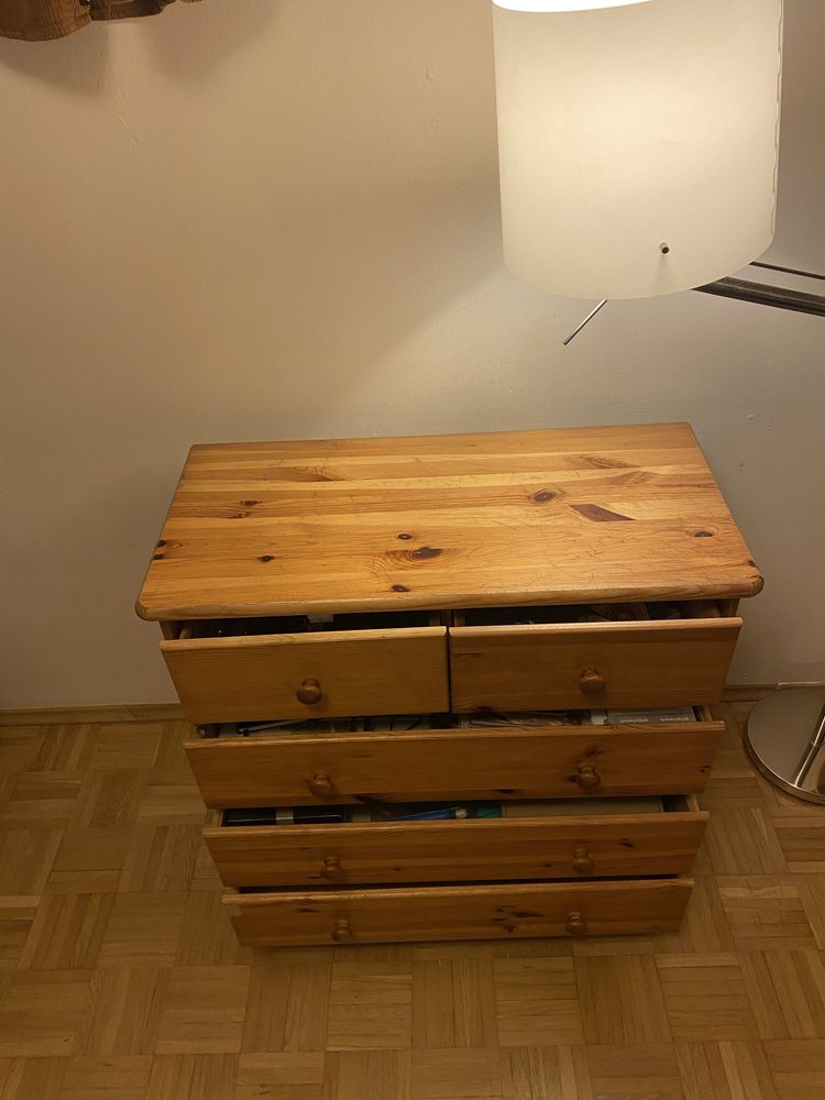 Komoda sosnowa – 5 szuflad, stabilna, pojemna, dobry stan