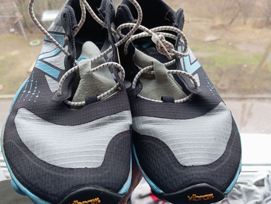 Невесомые беговые кроссовки New Balance Minimus Trail 00 37,5