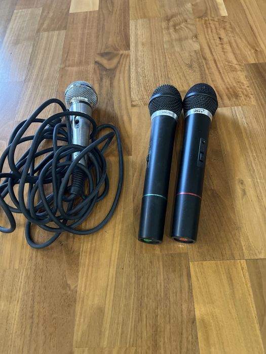 Микрафон  не были в использовании состояние отличное