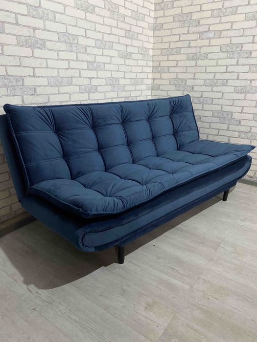 Усі дивани по 8700