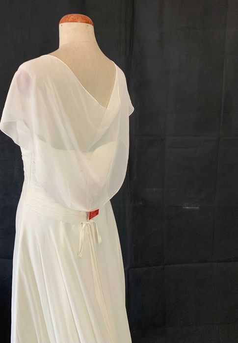 Wyprzedaż Outlet Nowa Suknia Ślubna Klasyczna 42 XL lekka szyfonowa