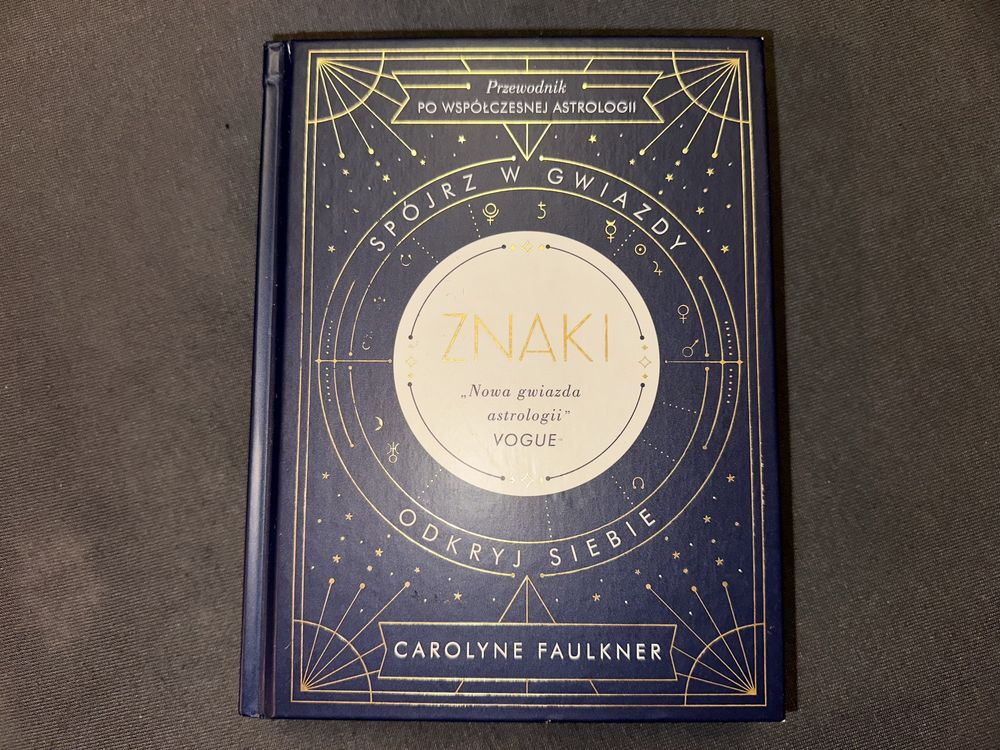 Książka „Znaki” Autosrtwa Carolyne Faulkner
