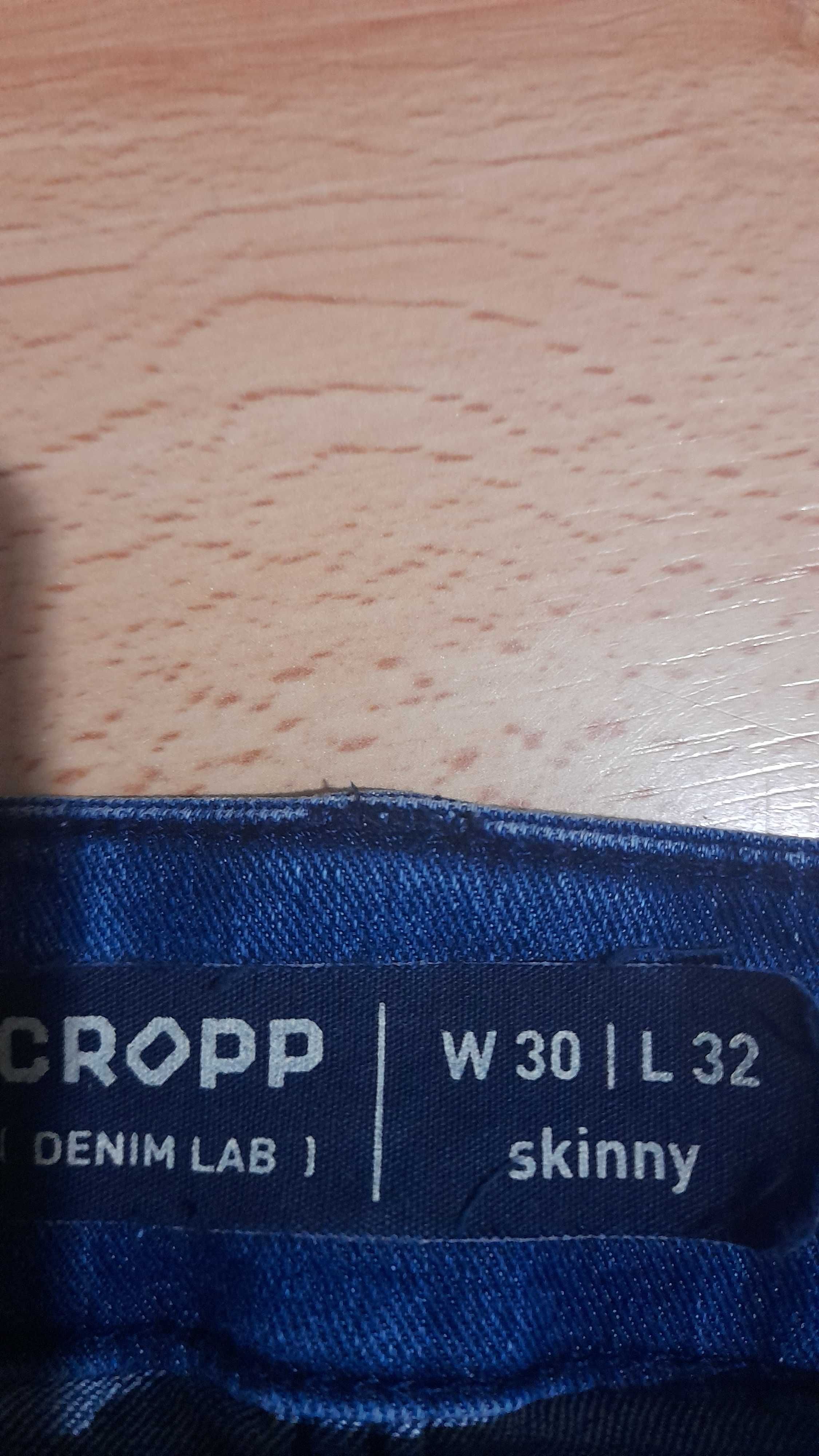 Męskie jeansy cropp W30 L32 skinny