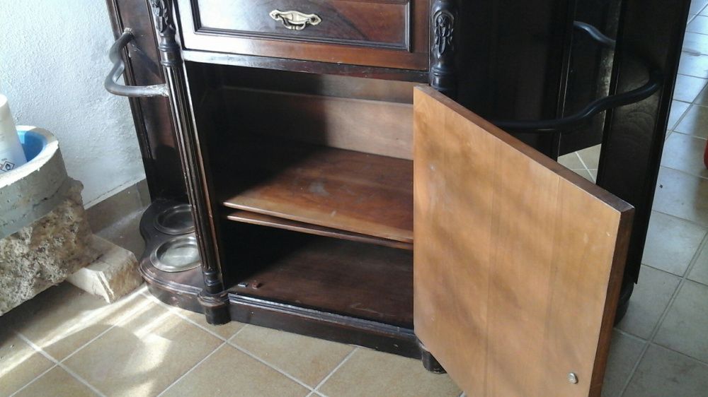 Movel bengaleiro/toucador/aparador antigo