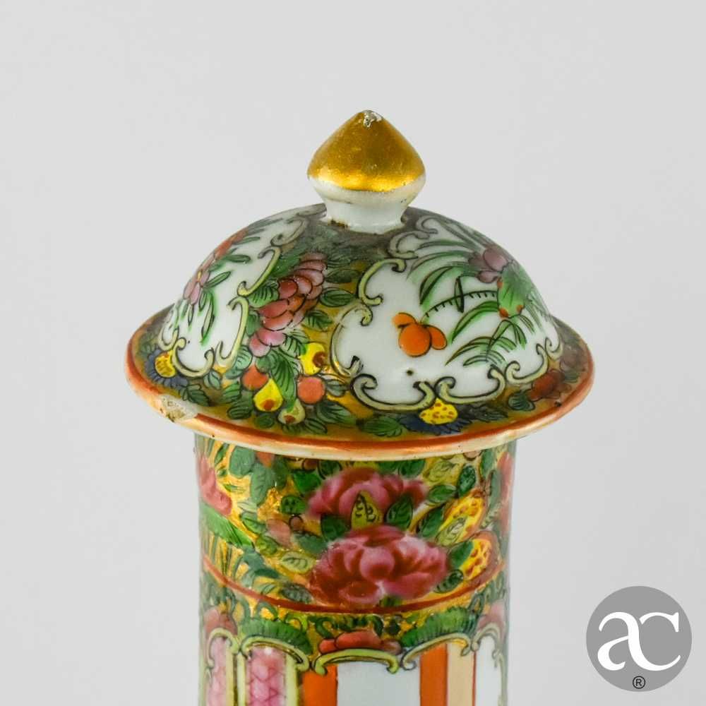 Garrafa bojuda com tampa, decoração Mandarim, reinado Guangxu