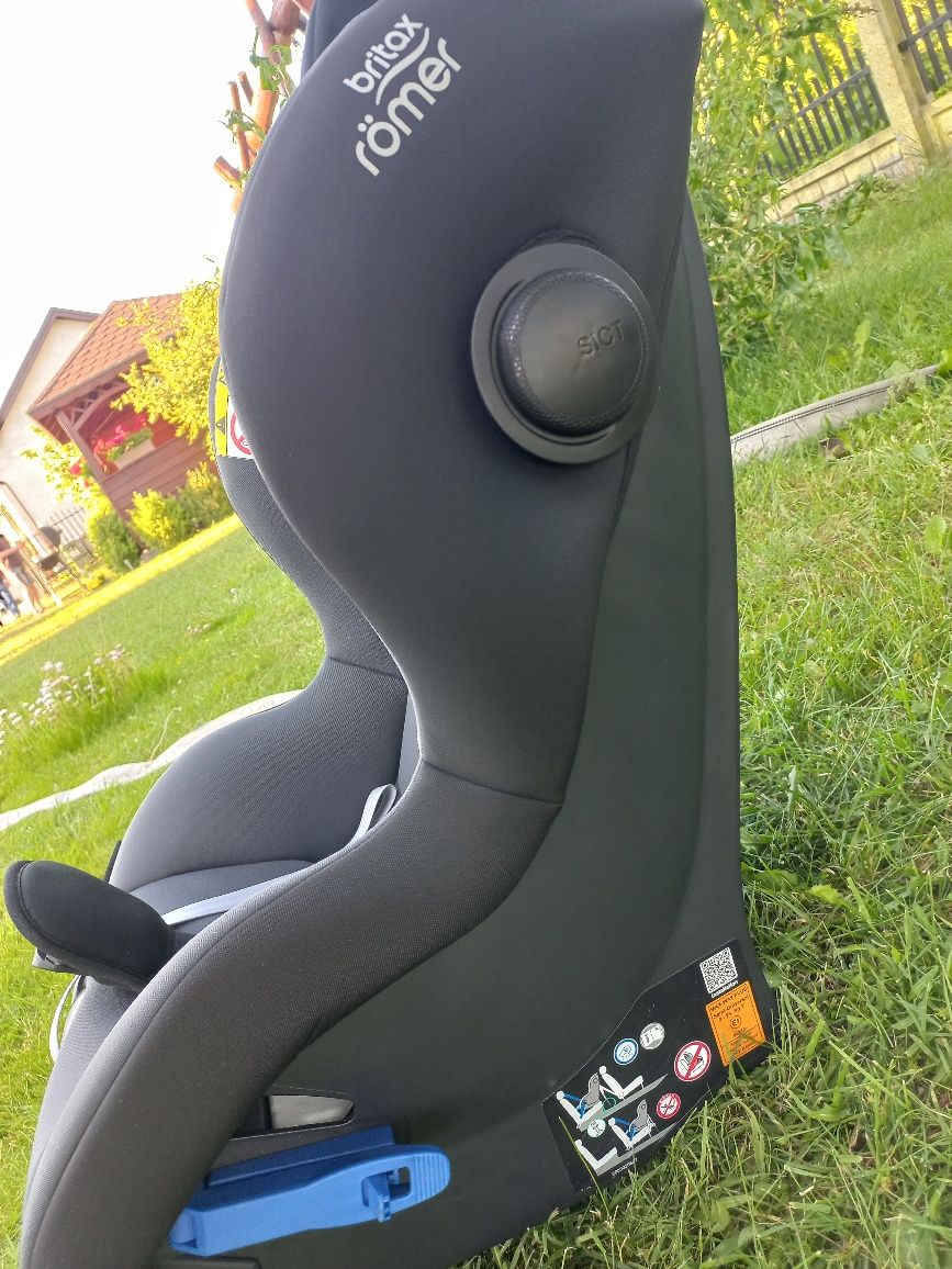 Bezwypadkowy britax Romer max way plus 9-25kg, bdb dokumenty
