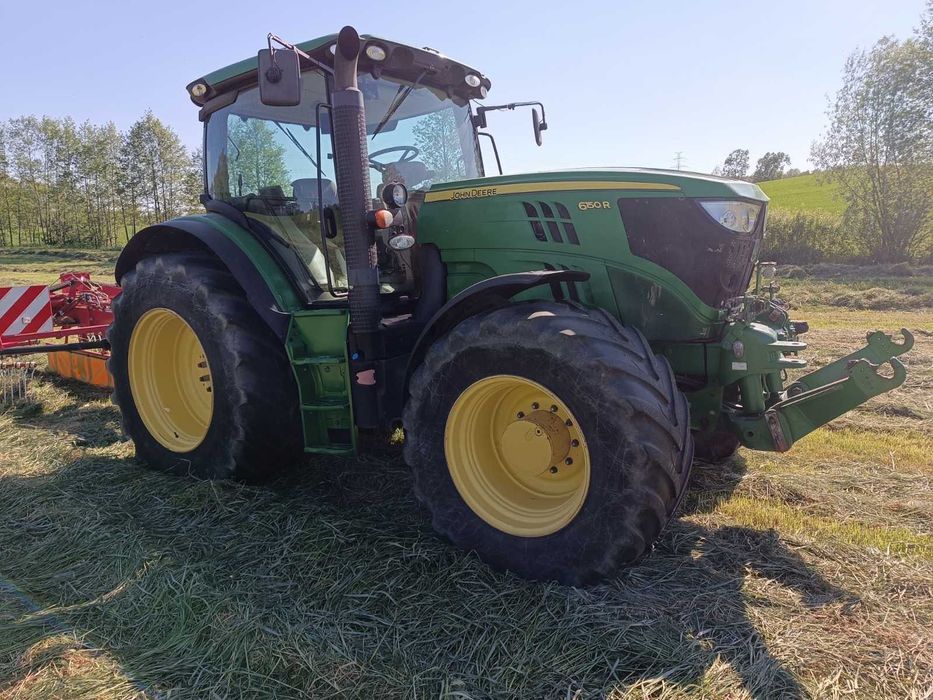 Ciagnik john deere 6150r tuz wom stan bdb
