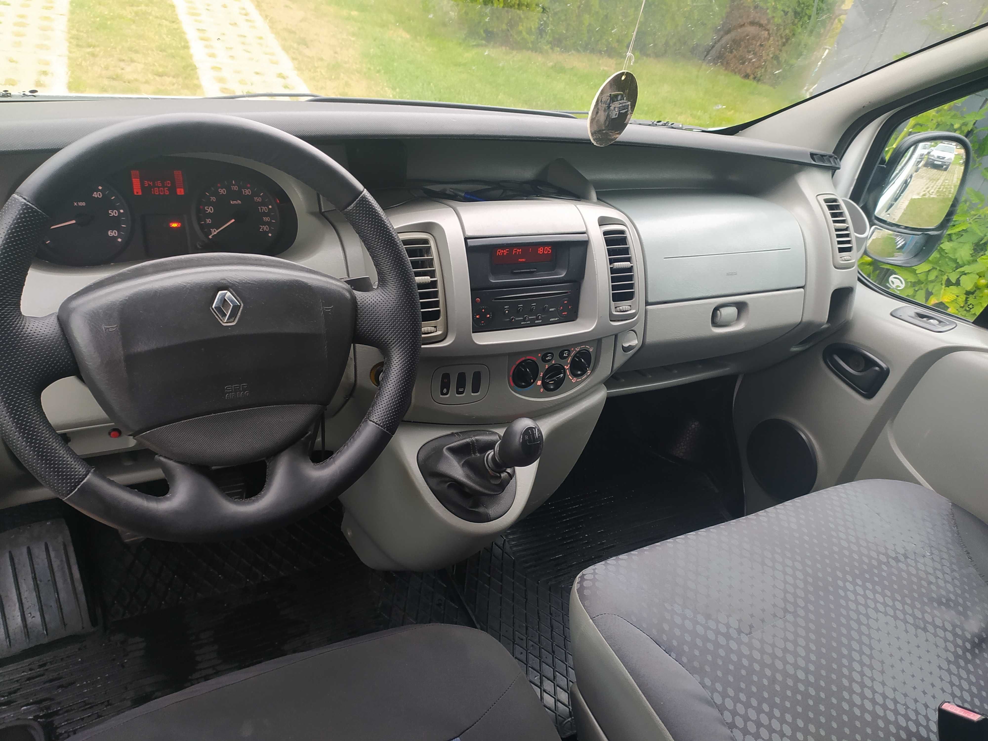 Renault Trafic 2.0 dCi 9-osobowy
