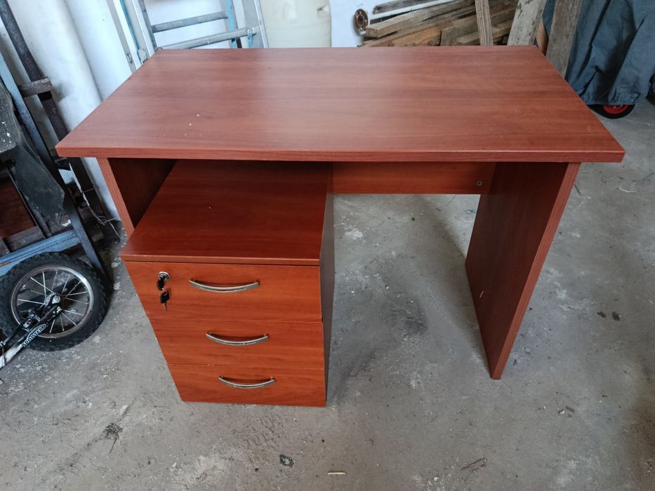 Стіл з тумбочкою б/у