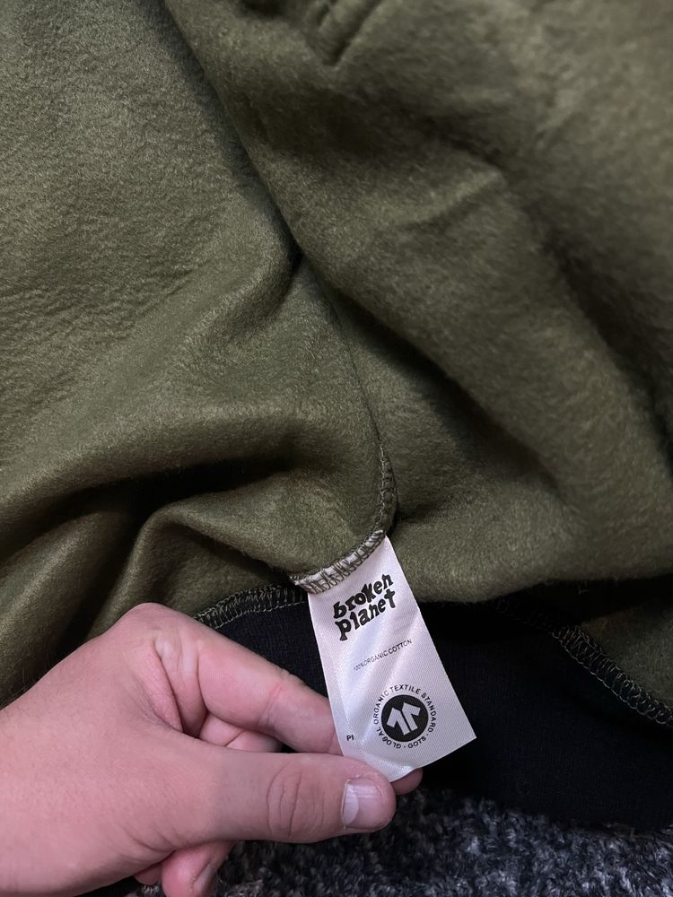 Зип худи broken planets zip M