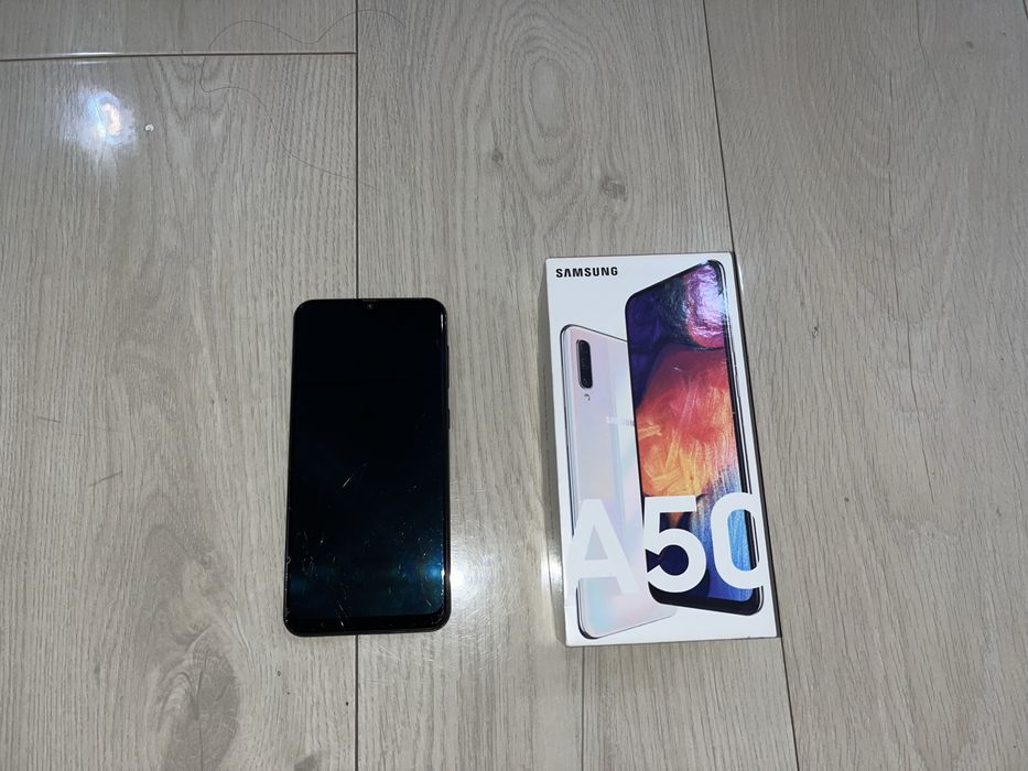 Телефон Samsung galaxy A50 128GB