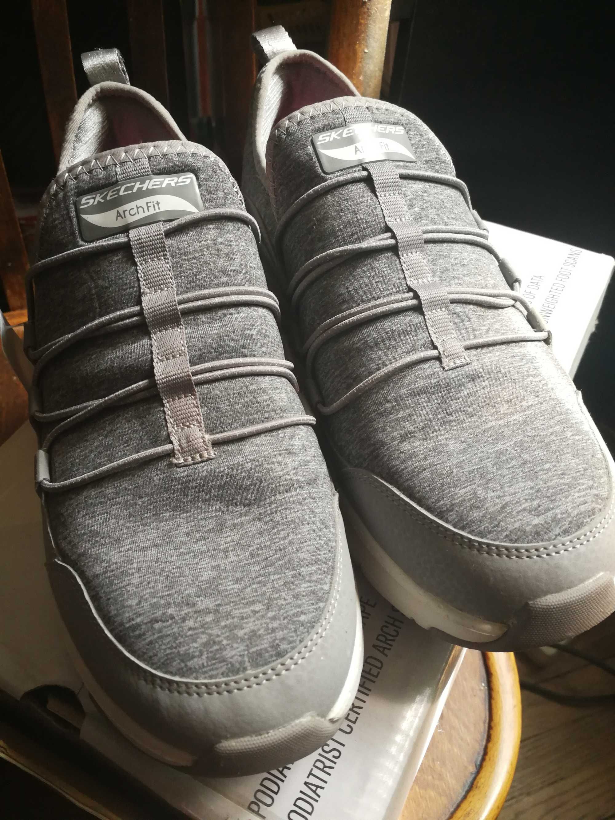 Слипоны женские Skechers ArchFit тапочки кроссовки размер 38 НОВЫЕ