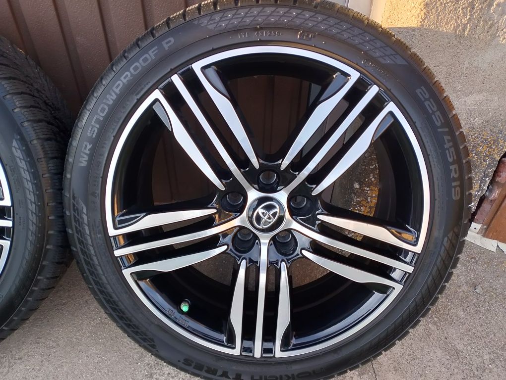 Koła toyota CHR 225/45R19