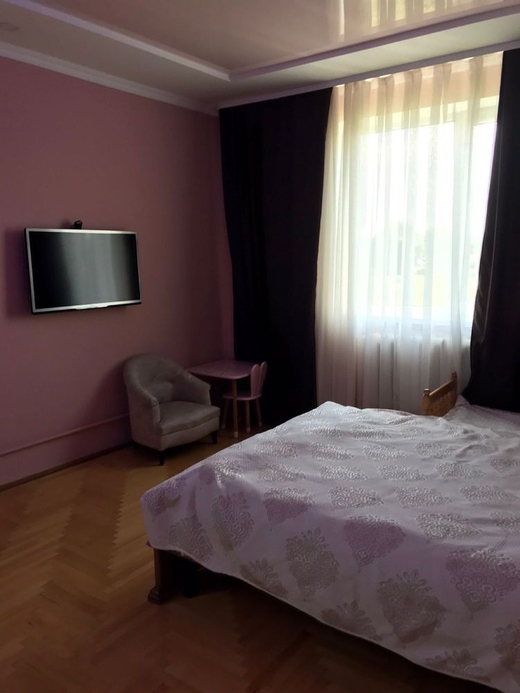 Подобова здача будинку, Косів котедж в Карпатах, оренда будинку