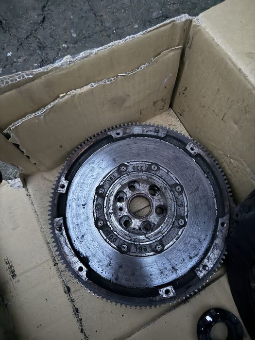 Комплект двох масового щеплення Volkswagen Golf VI