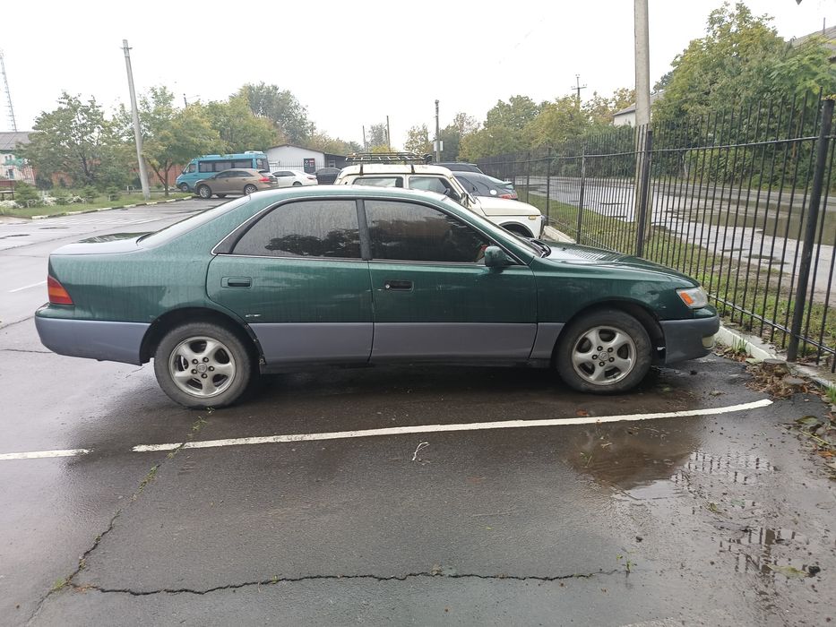 Продам Lexus ES 300
