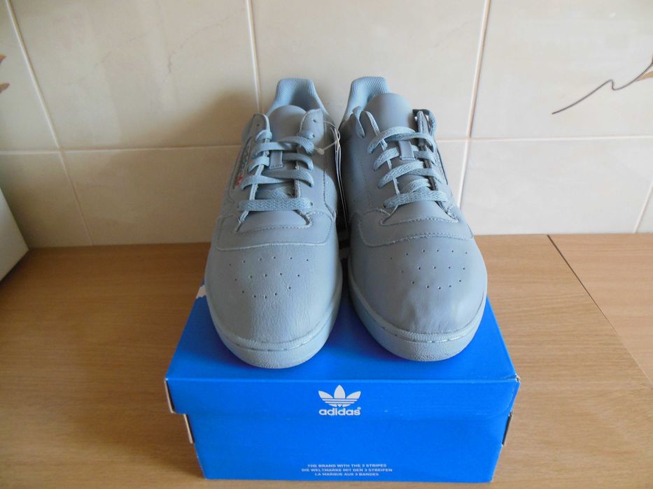 48 2/3 Adidas Yeezy Powerphase Calabasas Grey CG6422