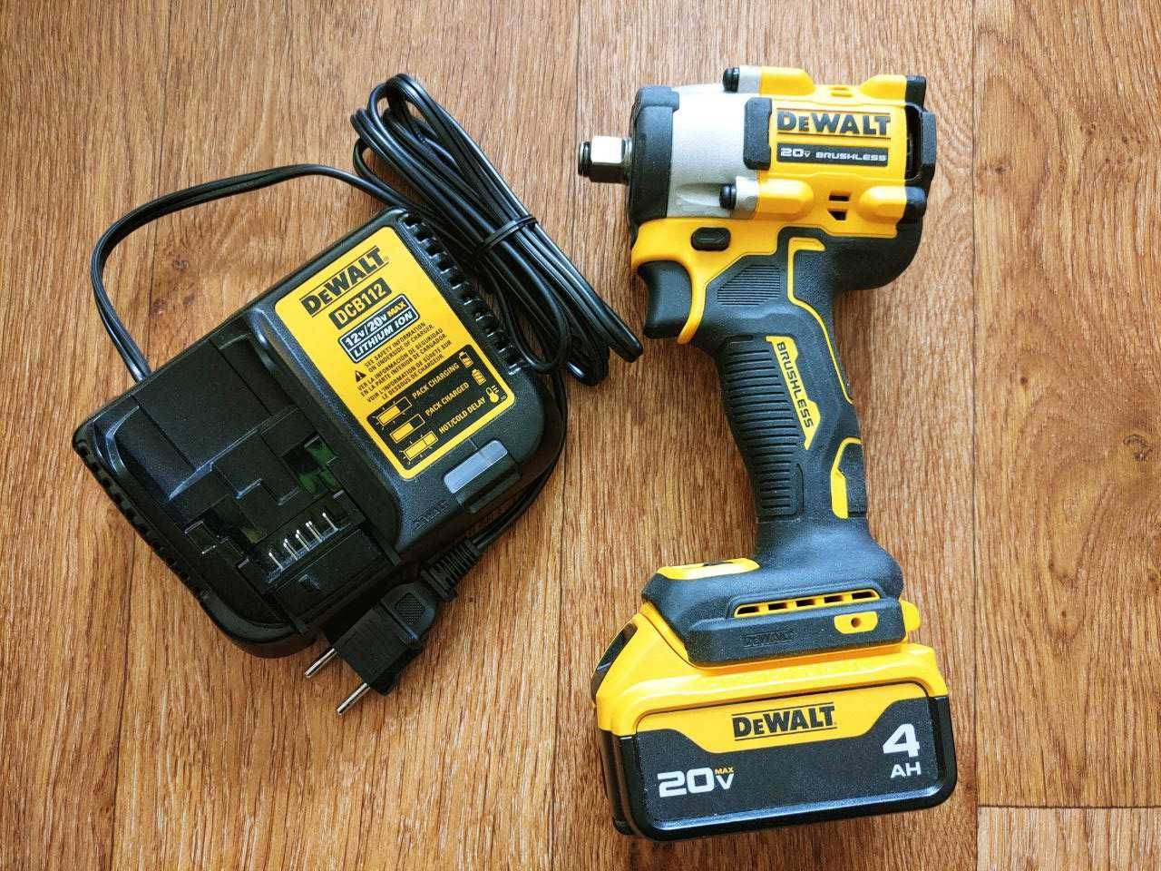 Аккумуляторный гайковерт Dewalt DCF921 4 Ач 20V