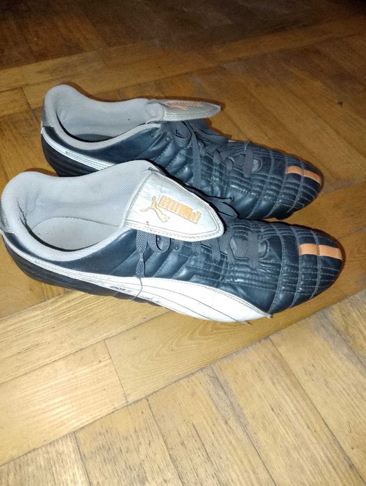 Buty piłkarskie Puma 46 tepy korki męskie