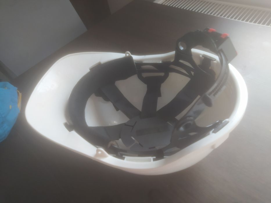 Biały kask ochrony Berner 53-66cm