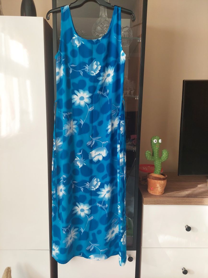 Nowa sukienka XL na lato długa w kwiaty XL niebieska
