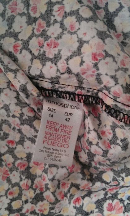 Жіноча літня теніска.