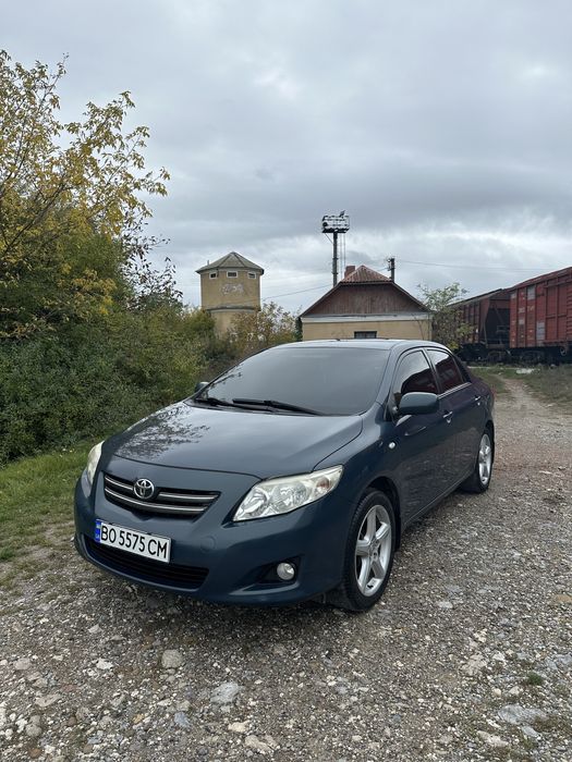 Тойота корола 150 газ/бензин