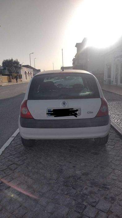 Carro Renault Clio II do 2002