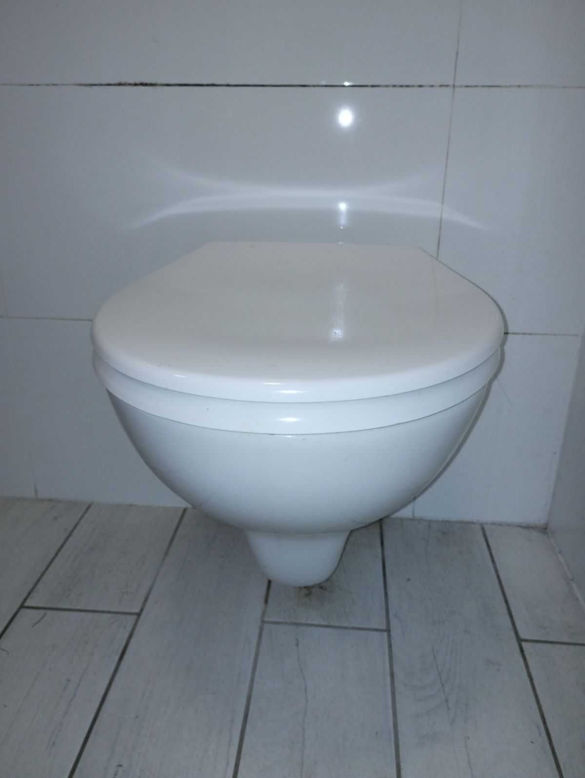 zestaw podtynkowy grohe WC stelaż deska miska cena za komplet kompakt