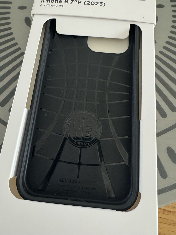 Etui Case Spigen Core Armor iPhone 15 Pro Max MATTE Black Case