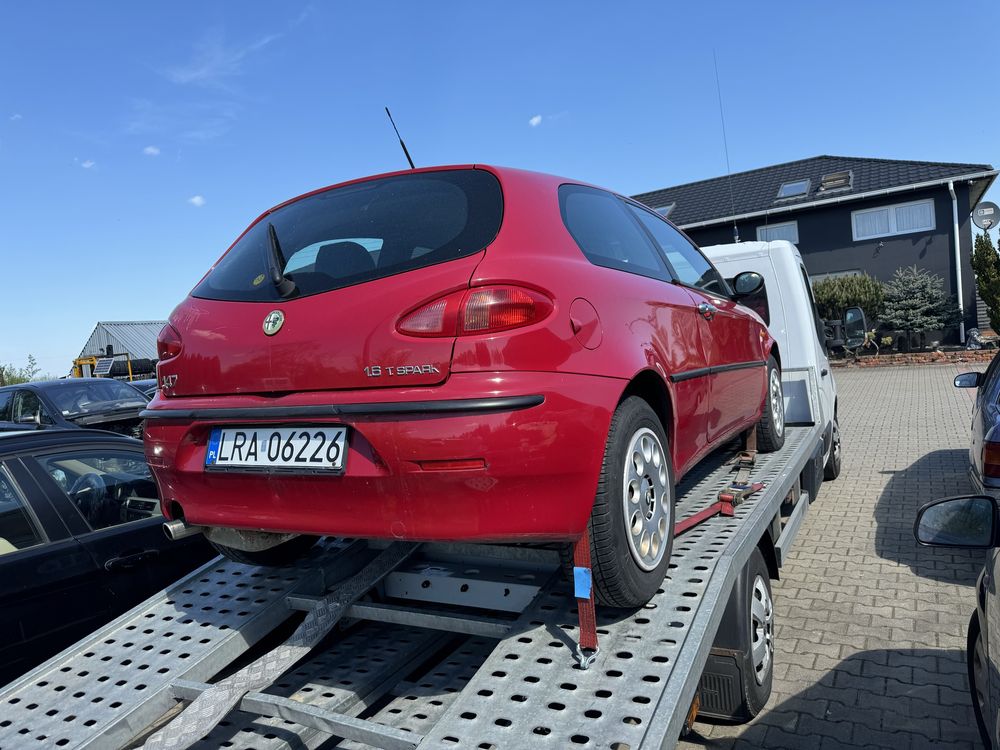 Alfa romeo 147  w całości lub części