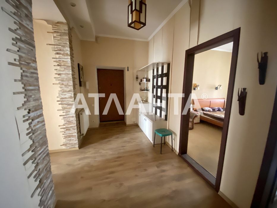 3 комн квартира с ремонтом Черемушки Хвойный пер Малиновского