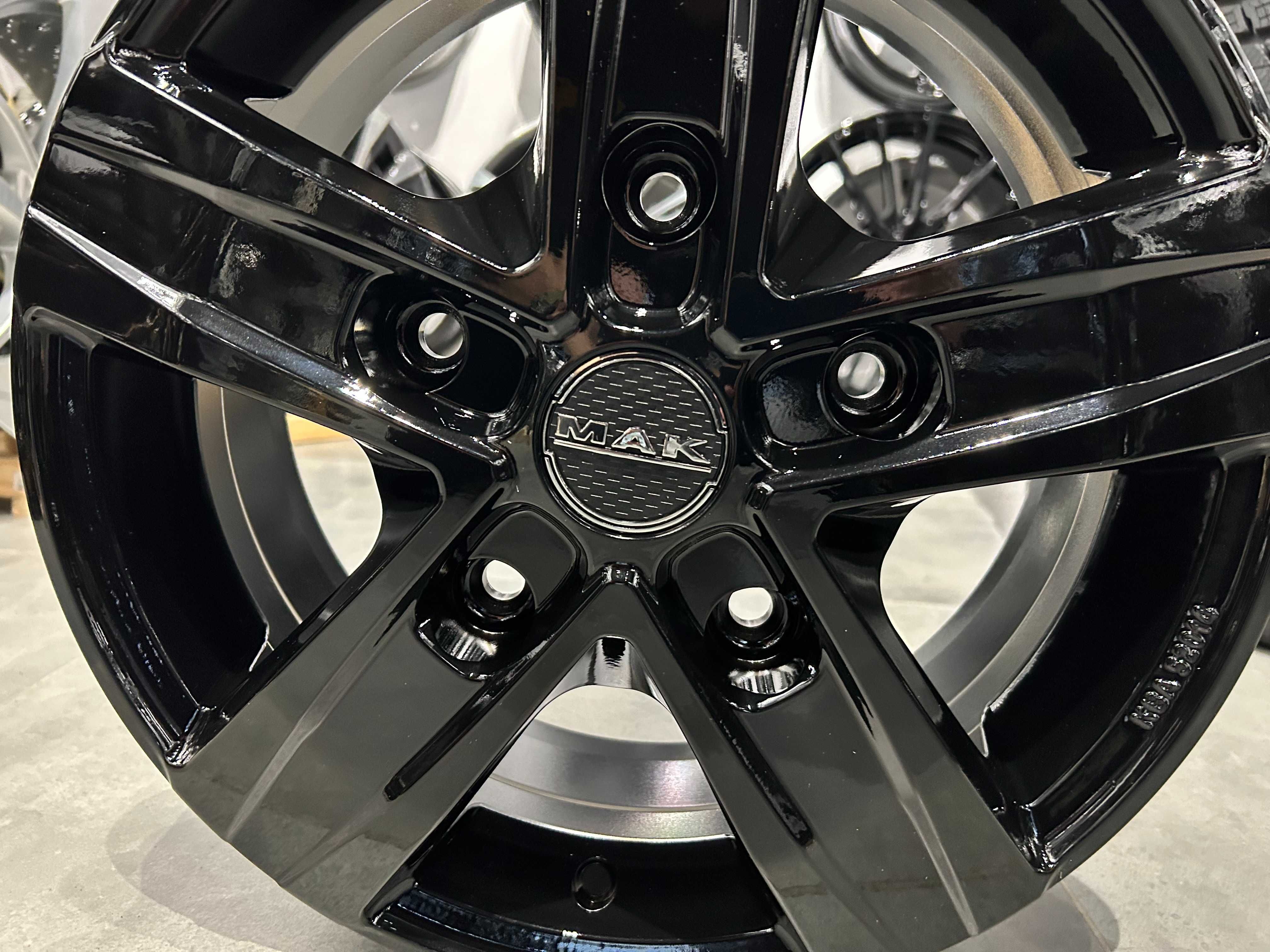 Felgi MAK STONE 16 5x160 ET60 65 Ford Transit Coustom Tourneo Coustom