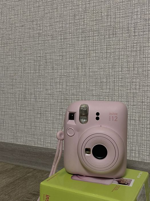 фотоапарат instax 12 mini