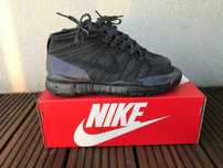 Nike Flyknit Trainer Chukka Iridescent FSB 42.5