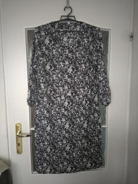 Lekka jesienna sukienka r. 42