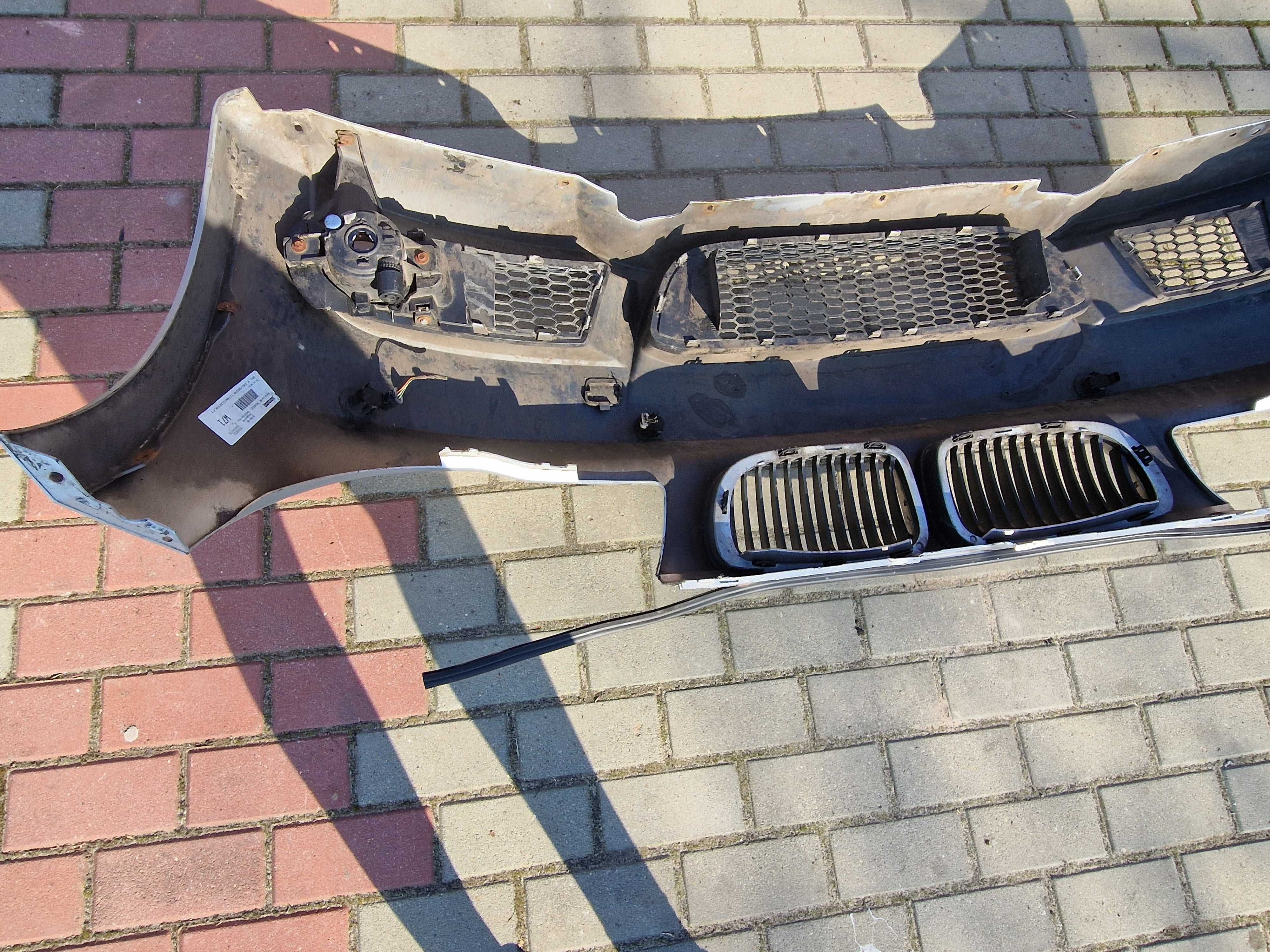 [231] Zderzak przedni BMW E88 M-Pakiet 07r.