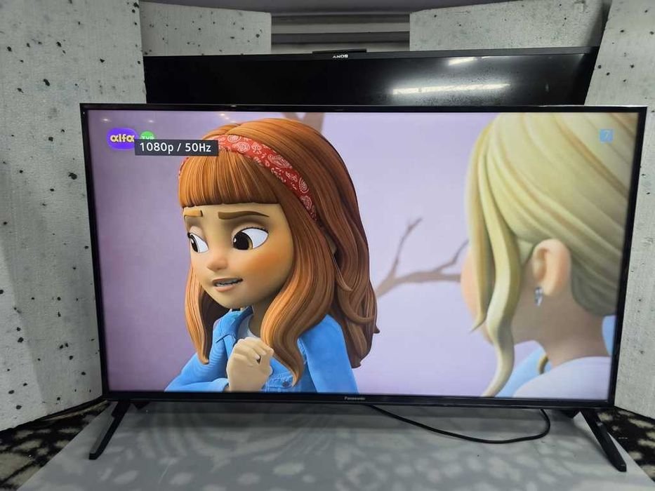 Tv Led Panasonic 40  cali  smart wi-fi  dvbt2 hevc