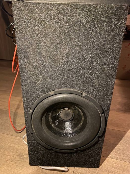 Сабвуфер автомобильный + усилитель