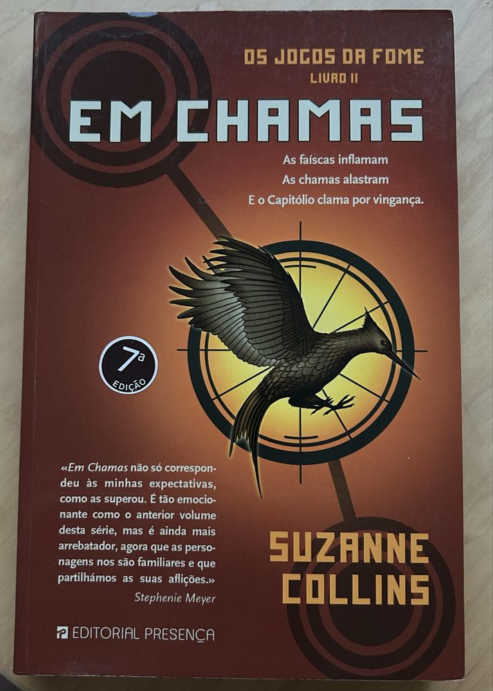 Coleção “Jogos da Fome” de Suzanne Collins