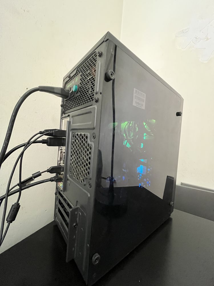 Vendo Computador desktop/workstation como novo