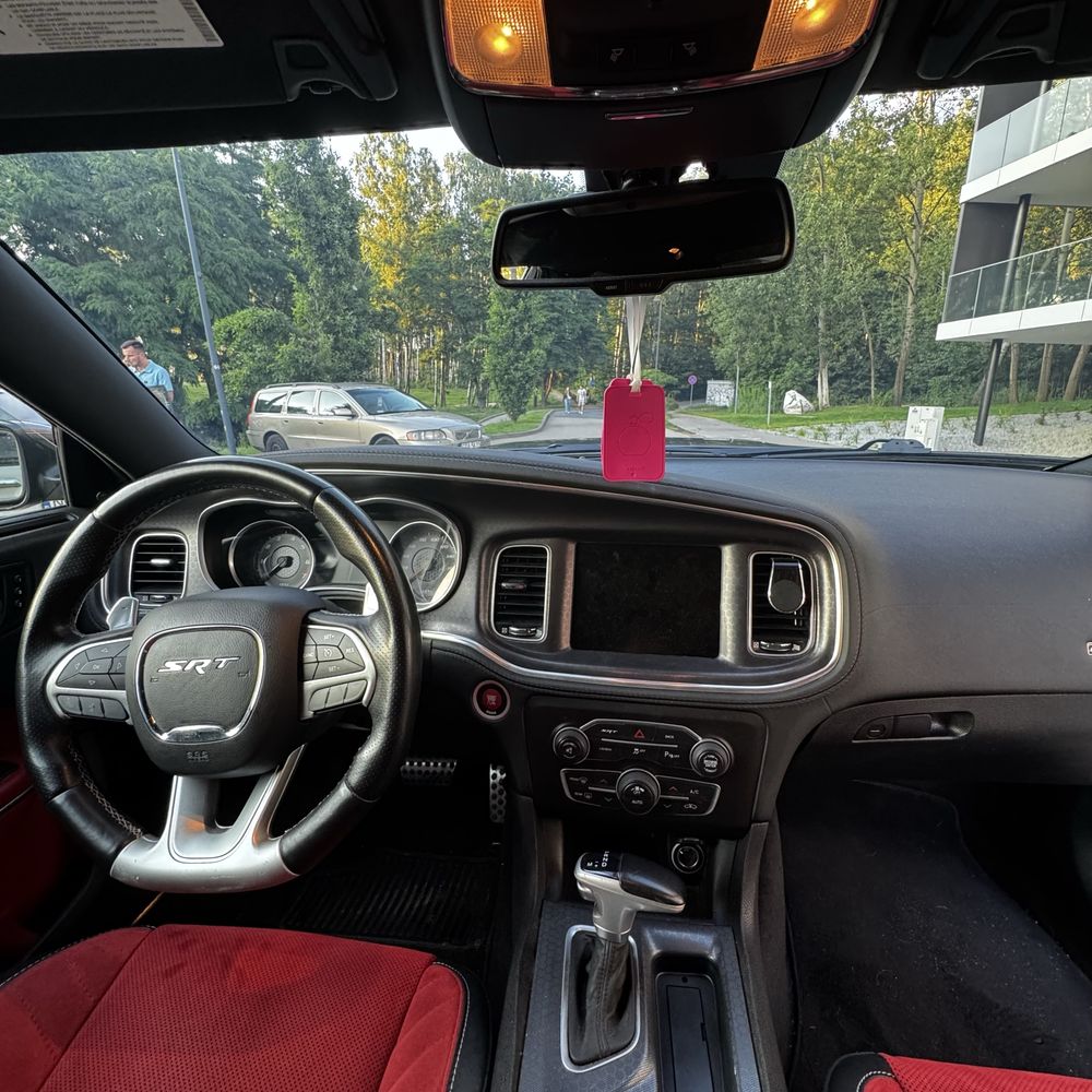 Dodge Charger SRT