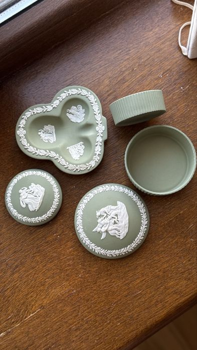 Wedgwood яшмова порцеляна тарілочка